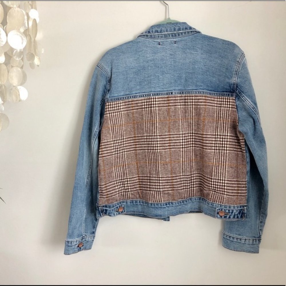 DEAR JOHN PLAID BACK JEAN JACKET - SIZE MEDIUM - Picture 5 of 5